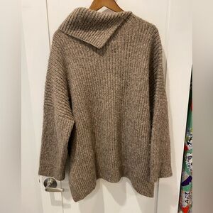 Lauren Manoogian Rib Split Turtleneck in
Wood